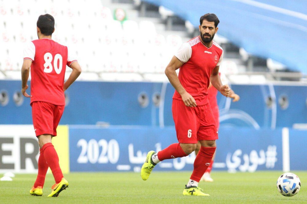 پیشنهاد قهرمان آسیا به مدافع پرسپولیس