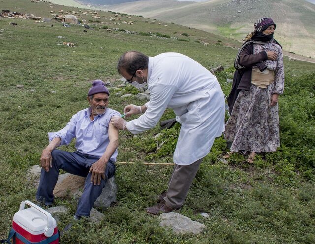 «کارایی چشمگیر» واکسیناسیون در کاهش میزان بستری دریافت کنندگان واکسن‌ها در ایران