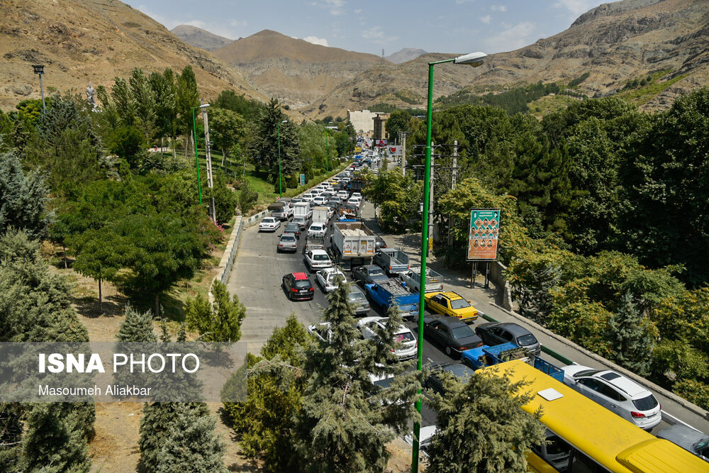 چالوس دو طرفه شد/تداوم ترافیک پرحجم در جاده‌های منتهی به شمال و بارش باران در ۲ استان