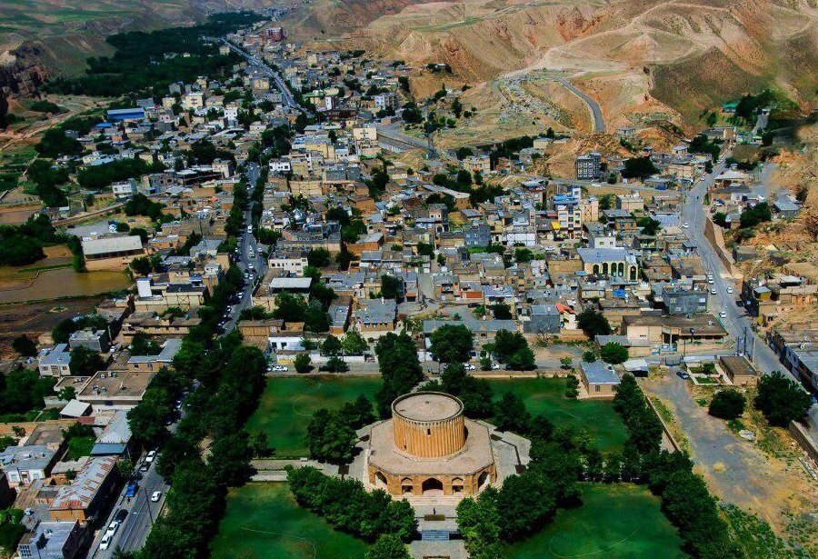 مصالح ساختمانی گران به دست مردم می‌رسد