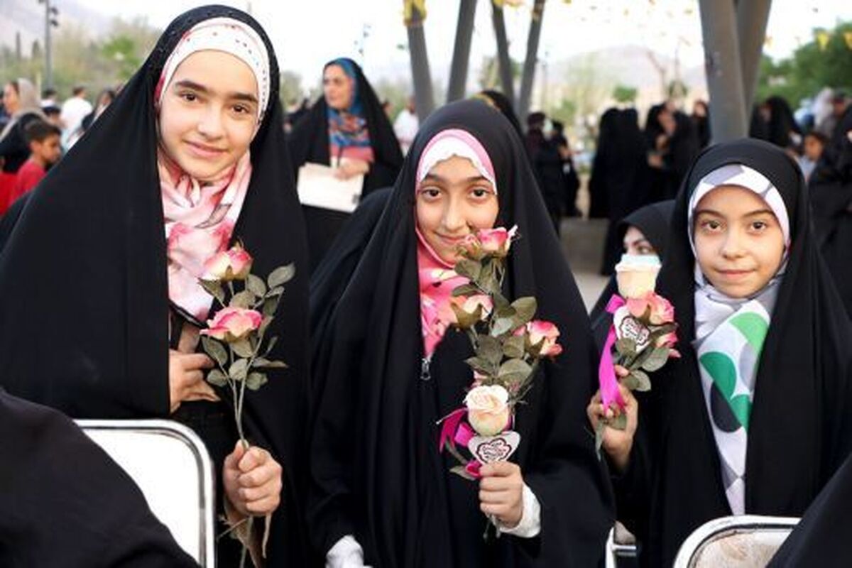 باید به ایجاد نگرش مثبت نسبت به زیباشناختی عفاف و حجاب اهتمام داشت