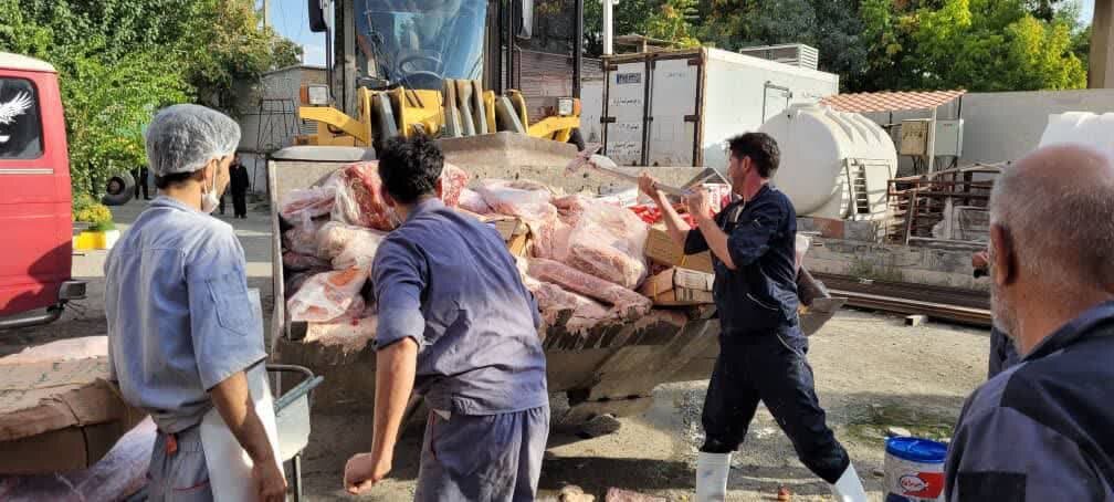 جزئیات جدیدی از کشف ۵۵ تن گوشت فاسد در کرمانشاه+تصاویر