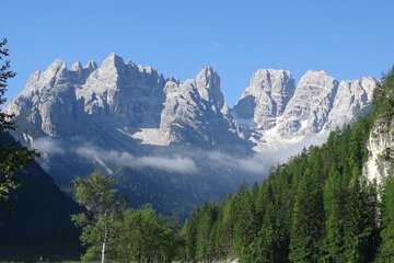 Dolomites-Italy.jpg