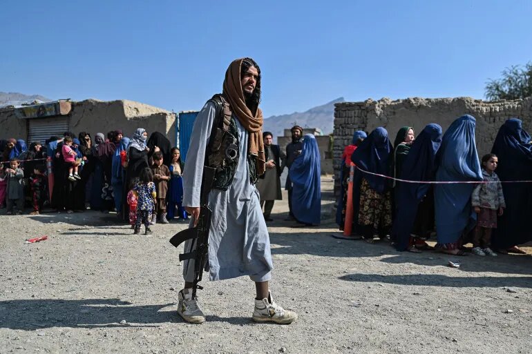 زن‌ستیزی دردی از طالبان دوا نمی‌کند/ دو مشکلی که گریبانگیر امارت اسلامی شده است