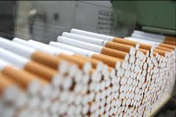 کشف ۳۰۰ میلیارد سیگار قاچاق از یک انبار در تهران