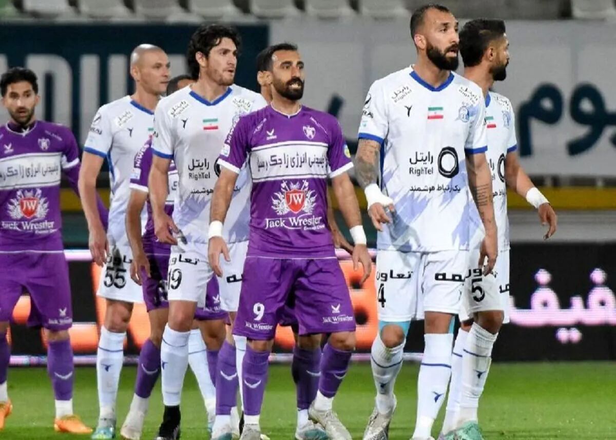 «هوادار» ۲۲ نفره مقابل پرسپولیس به میدان می‌آید!
