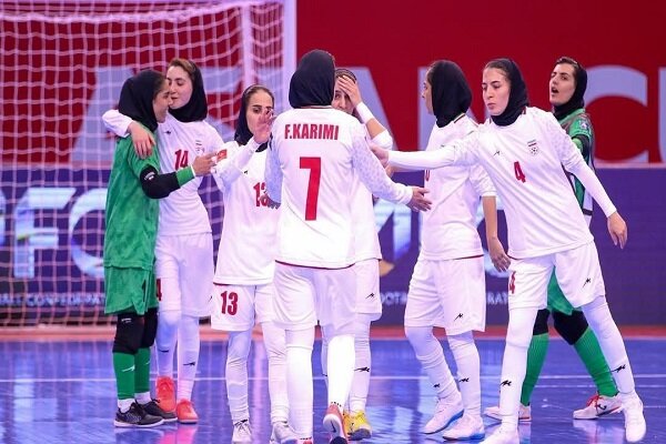 متخصص فوتسال بانوان: ما دوست داریم تیم ملی ایران به مسابقات قهرمانی برگردد